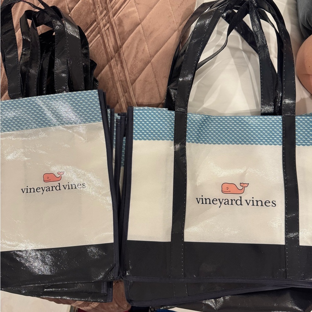 Vineyard Vines Shopping Bags